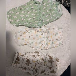 Baby swaddles